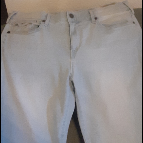 Jeans - Picture 2 of 3